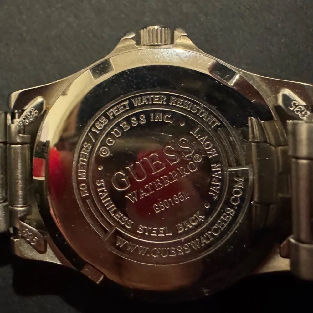 GUESS Silver Tone Stainless Calendar Wrist Watch $65 NWT Working Battery